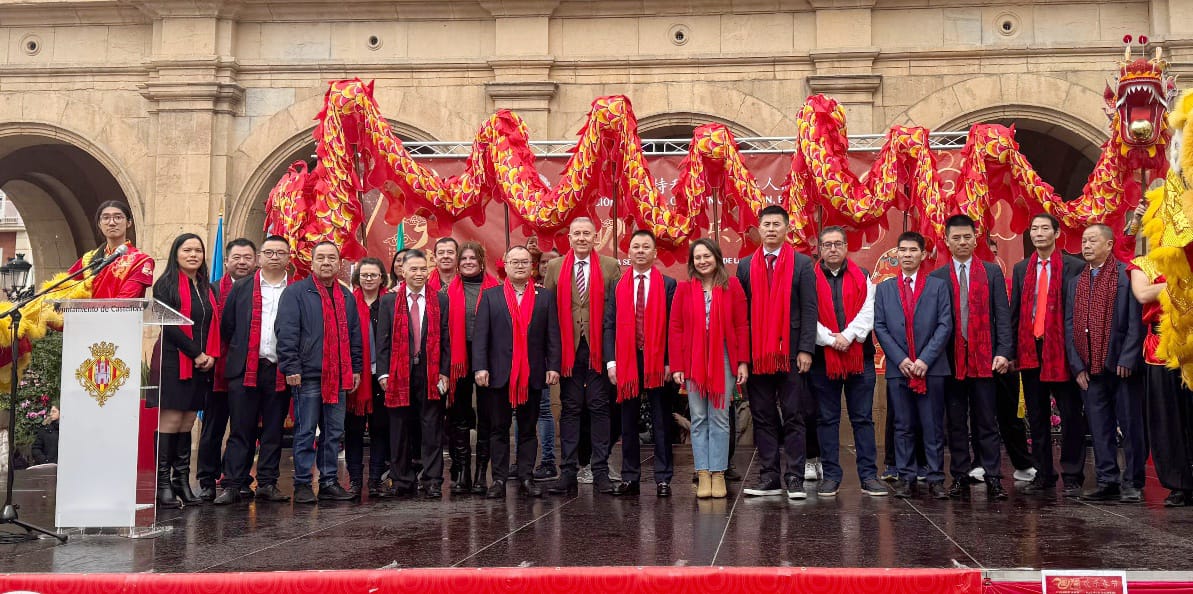 Castelló celebra l'any nou xinès amb activitats, tallers i animació en la Plaça Major