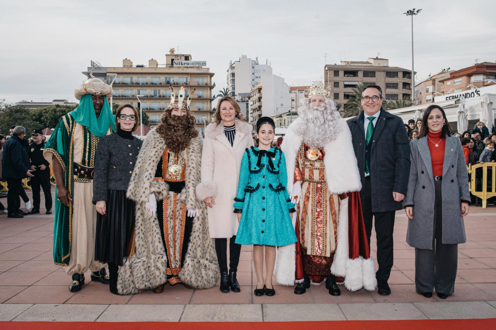 Els Reis Mags d'Orient desembarquen en el Grau de Castelló