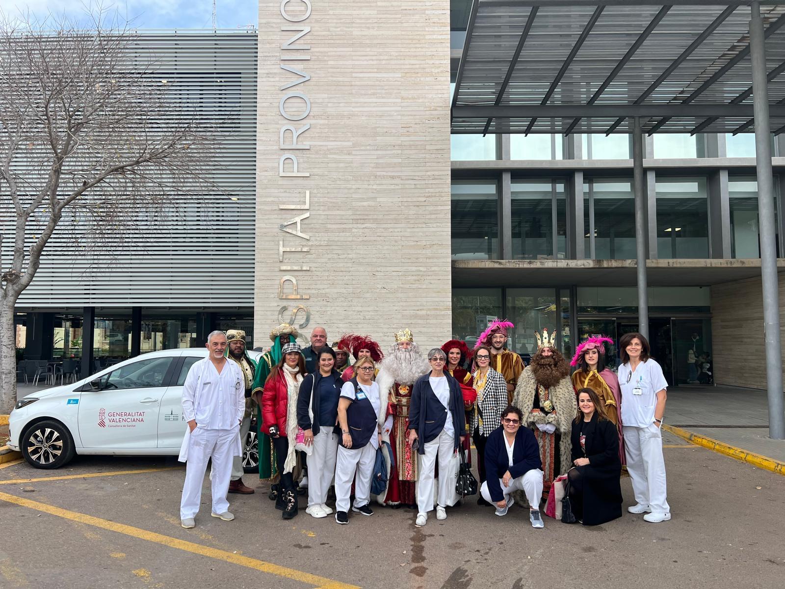 Els Reis Mags visiten als nens de l'Hospital General i Provincial de Castelló