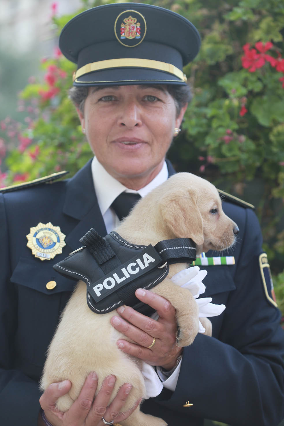 agent amb gos policia_dia sant miquel.jpg