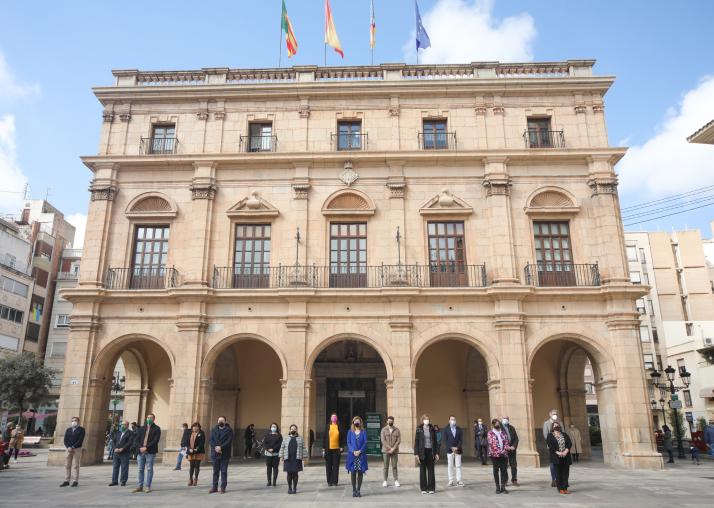 Cinco minutos de silencio en apoyo al pueblo ucraniano.jpg