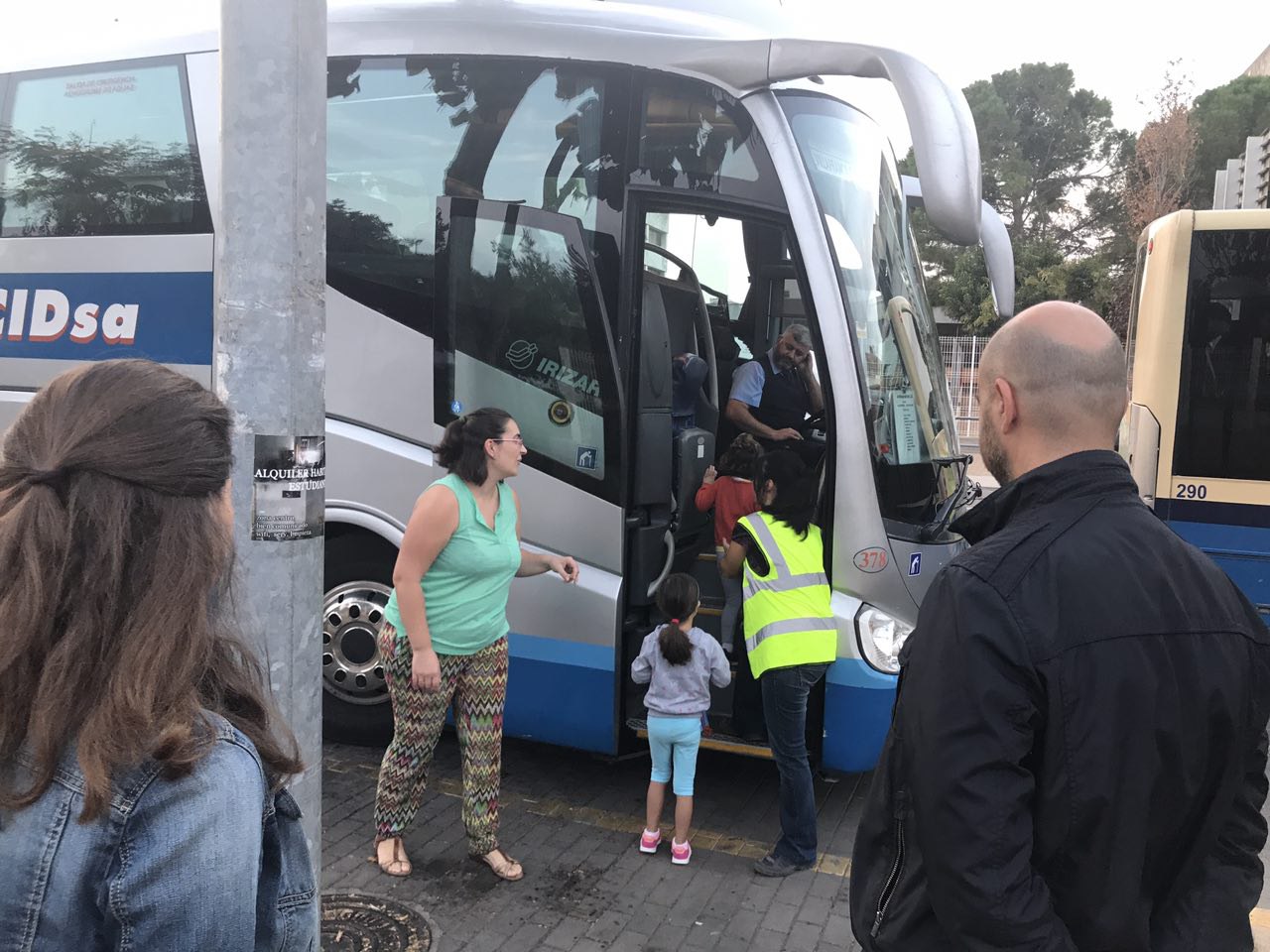 Servei Autobus Raval Universitari 2.jpg