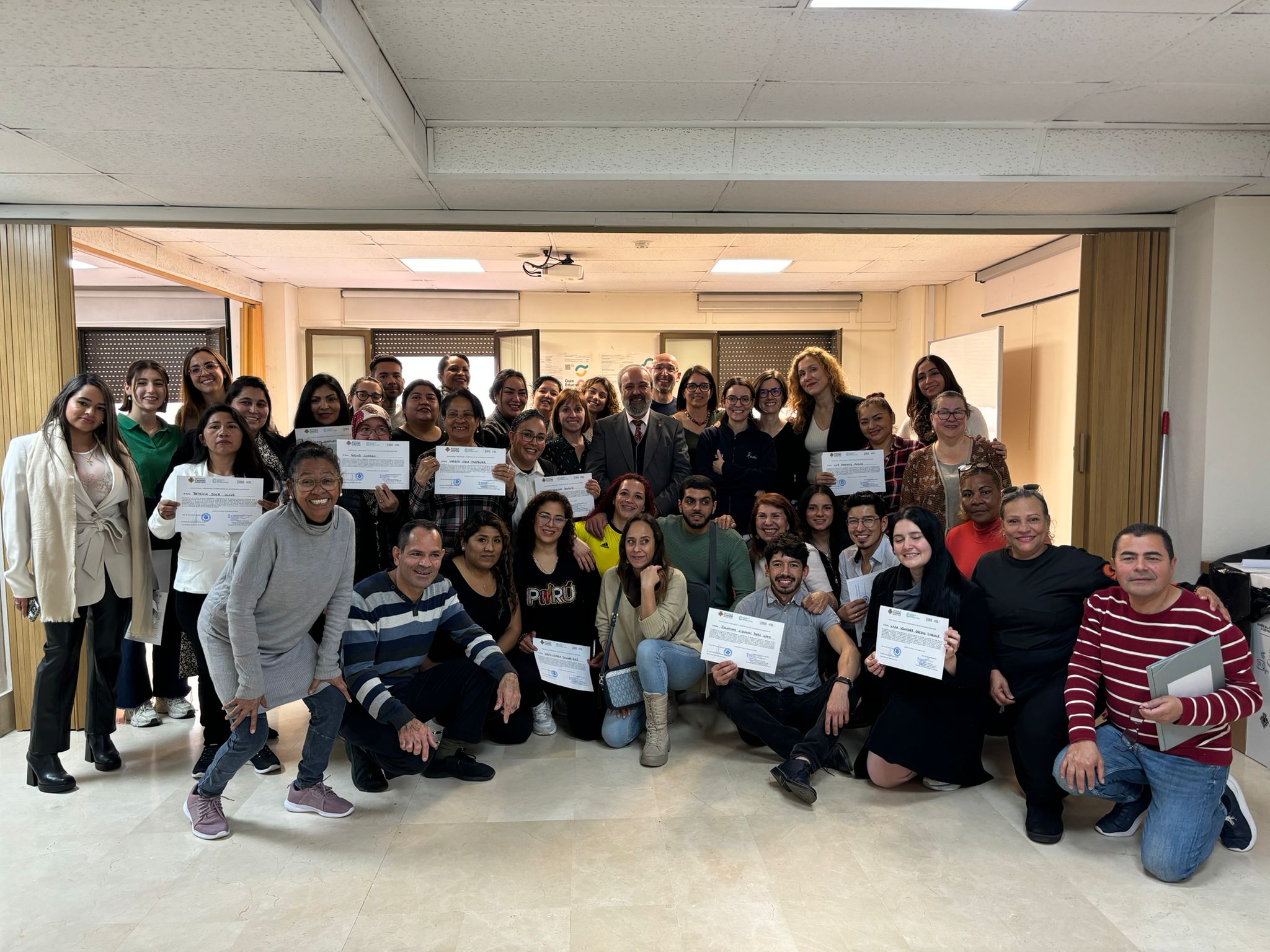 Castellón entrega los diplomas del curso ‘Habilidades y competencias de las personas cuidadoras’