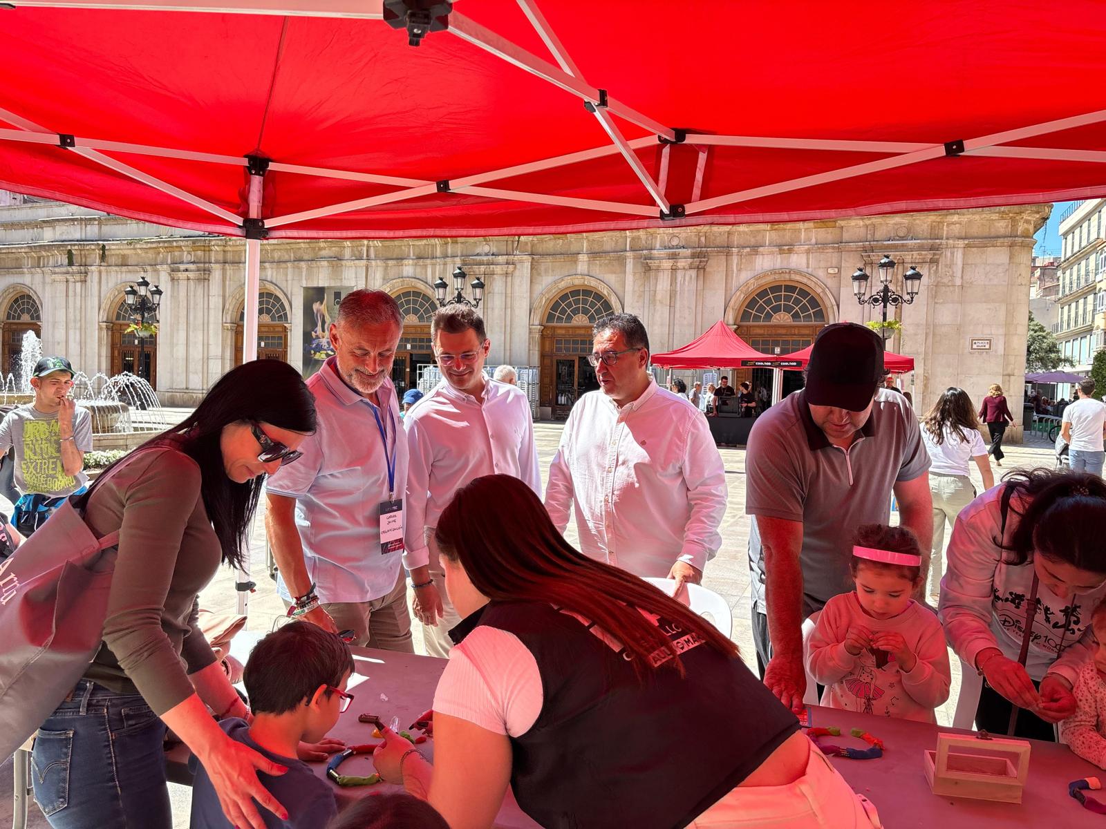 Castelló celebra el Dia Internacional d'Internet amb activitats per a totes les edats, en la Plaça Major