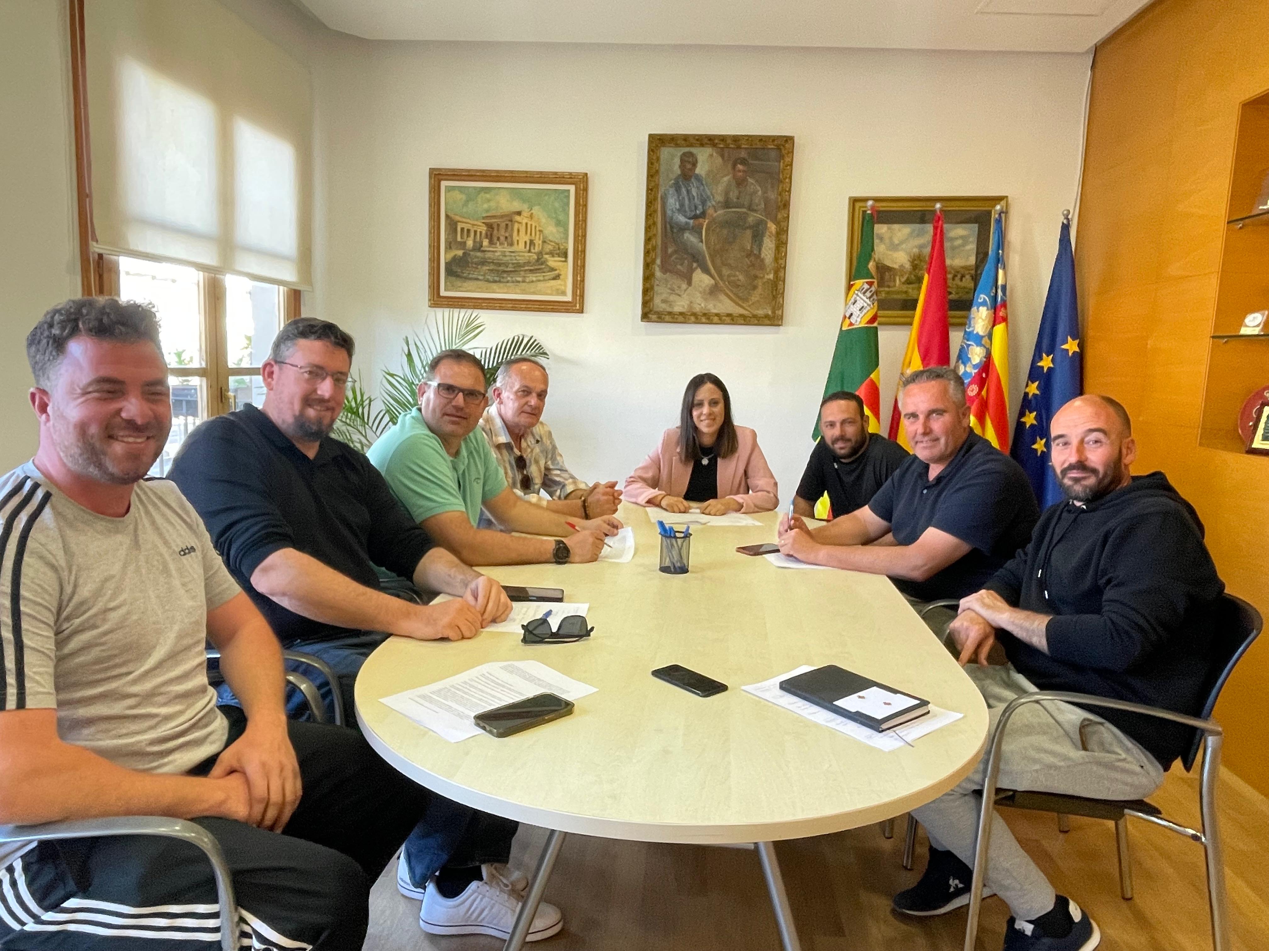 El recorregut del encierro de bous salvatges de Sant Pere en el Grau incrementa la seua seguretat