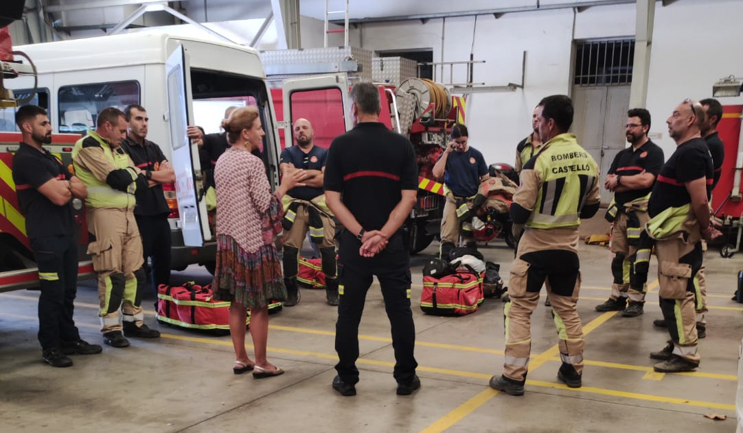 Marco en la visita al parque de bomberos de Castello